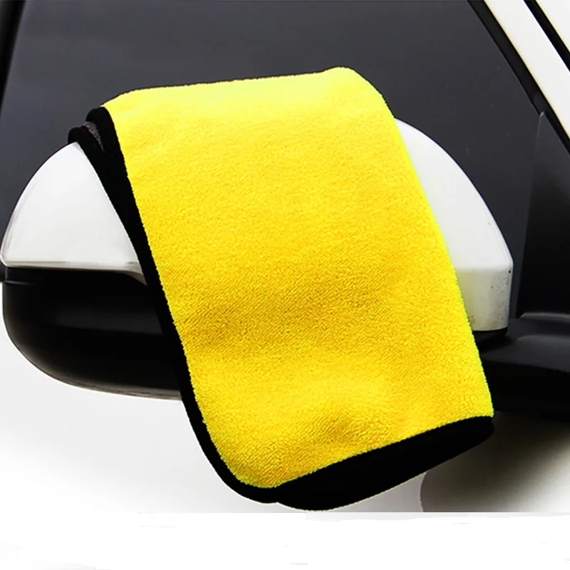 

Мягкое полотенце из микрофибры для мытья автомобиля