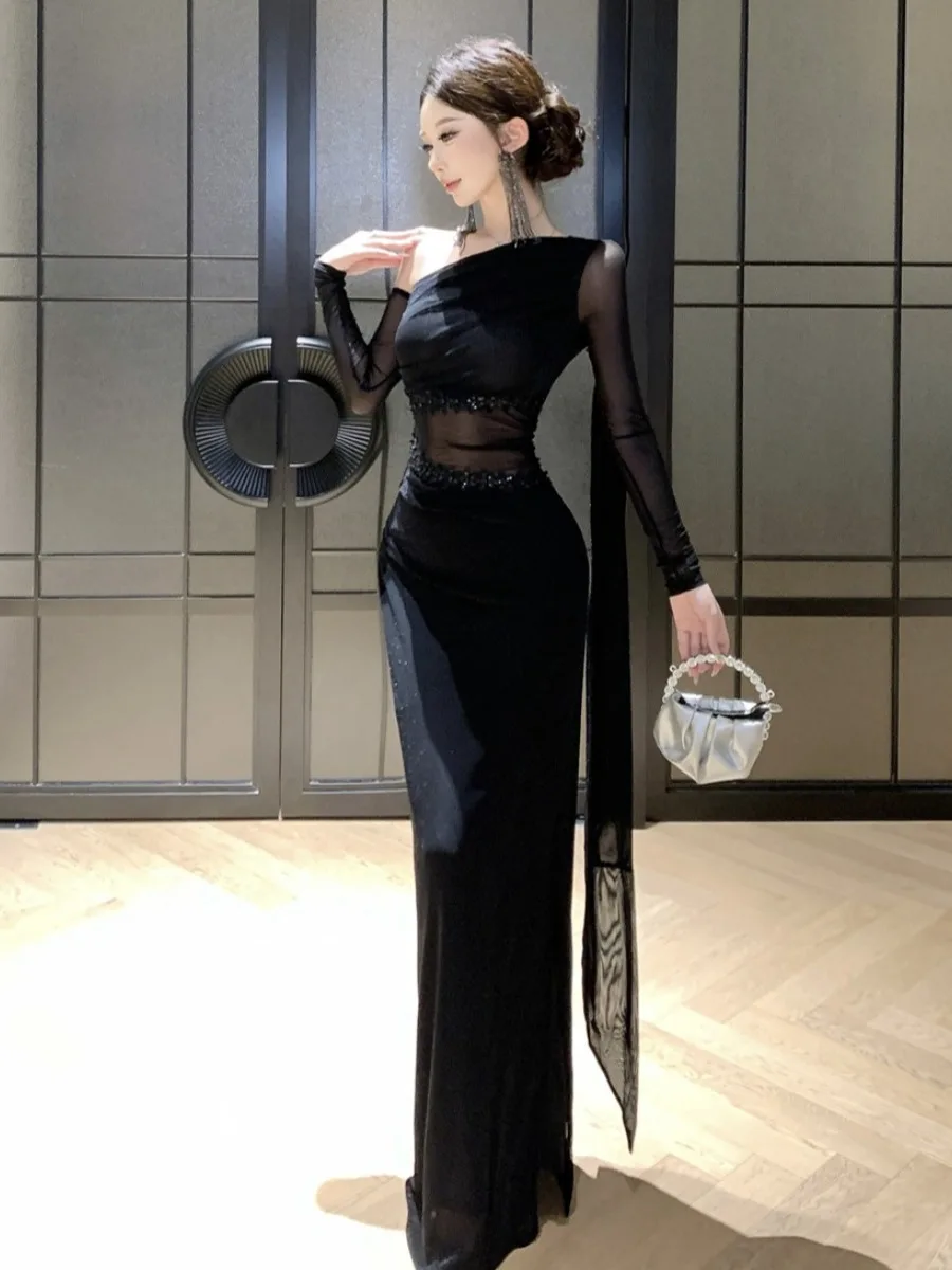 우아한 블랙 메쉬 스플라이스 비대칭 숄더 드레스, 중요한 행사, 볼 가운 스타일 파티 드레스, 여성스러운 스타일