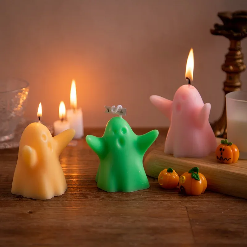 

Halloween Ghost Shaped Aromatherapy Candle