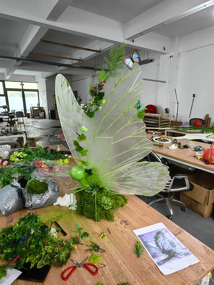 Customize the spring landscape, plant butterflies in green in spring, and decorate the shopping mall window with Meichen device 5