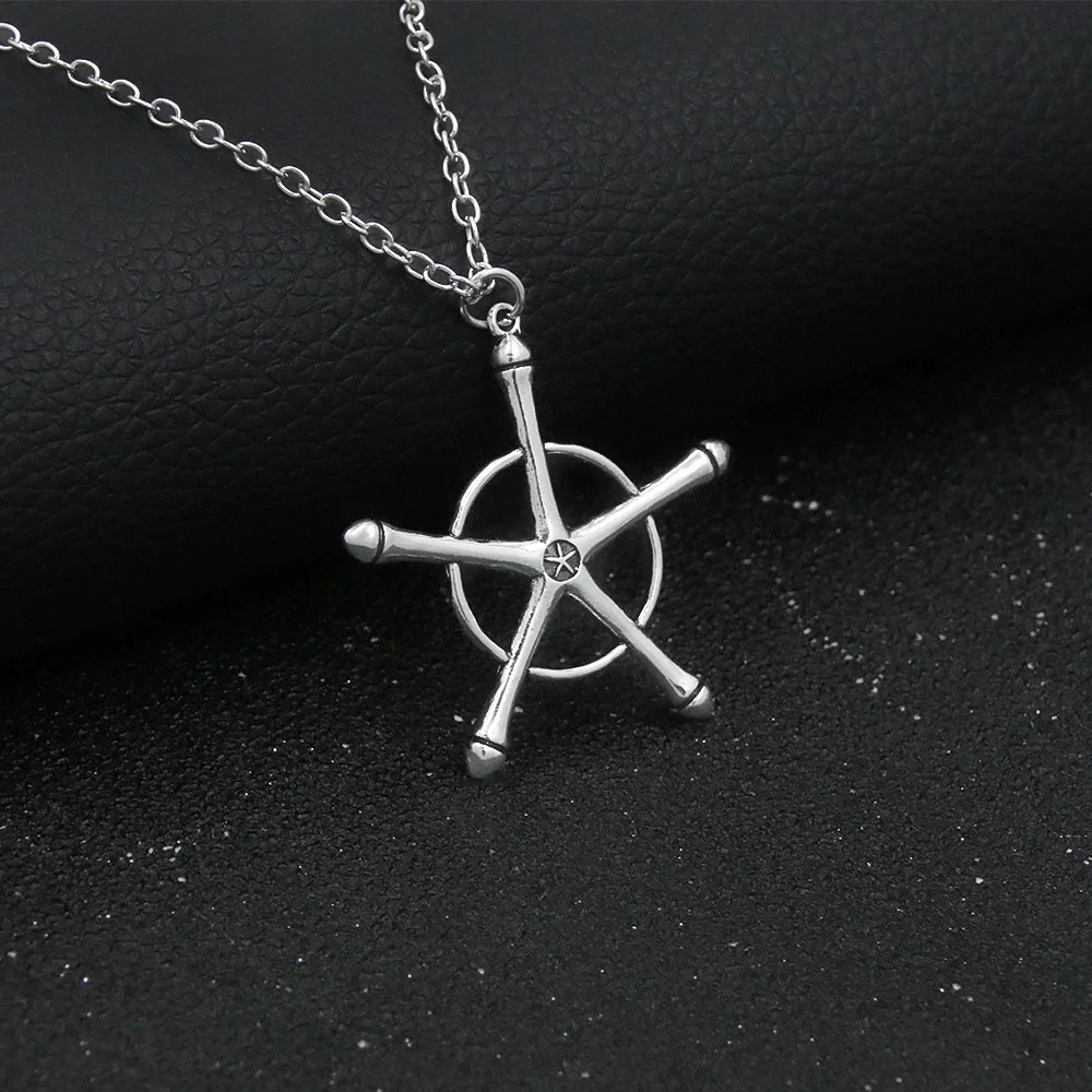 Anime Bleach Cosplay Necklace Quincy Ishida Uryuu Ginrei Gojiaku Amulet Pendant Necklace for Women Men Choker Jewelry Gift