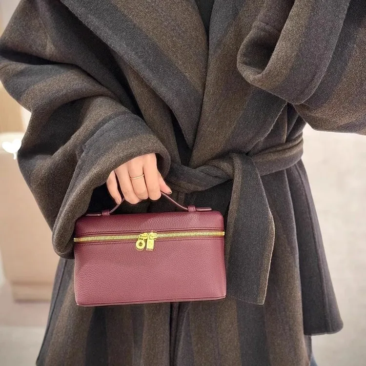 حقيبة غداء جلدية أنيقة مع إبزيم ذهبي، حقيبة كتف ما...