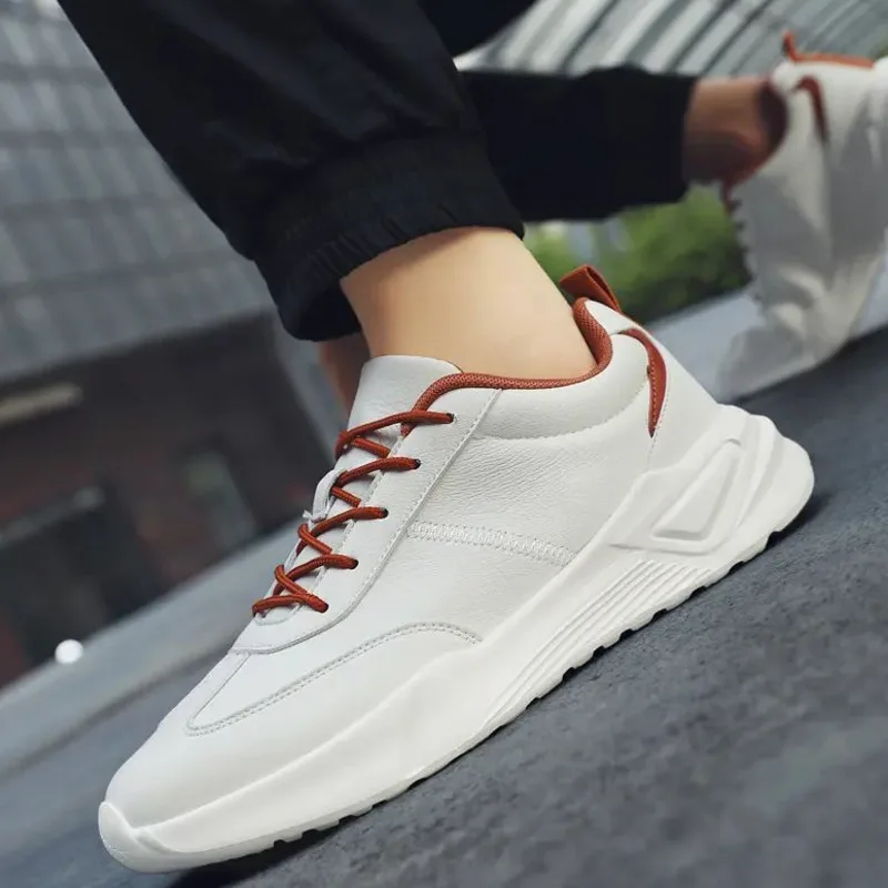 

2022 Autumn New Men's Casual Shoes Soft Sole Breathable Single Shoes Korean Fashion Small White Shoes Men's Sneaker