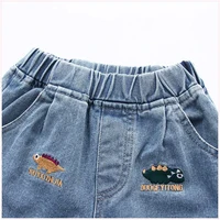 Jungen Zerrissene/Dino Jeans Shorts – Bild 4