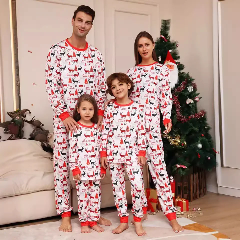 thumbnail image 1 of Conjunto de pijama navideño para adultos y niños con estampado de dibujos animados y trajes familiares a juego para la Feliz Navidad 2025, pijamas suaves y bonitos, disfraces para niños, 1 of 5
