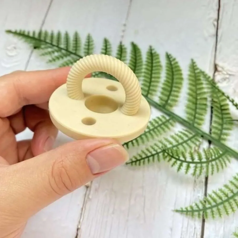 Material Safety Food Grade Silicone Baby Pacifier Smooth Surface Wear Resistant and Bite Resistant Nipple Soother Non-slip