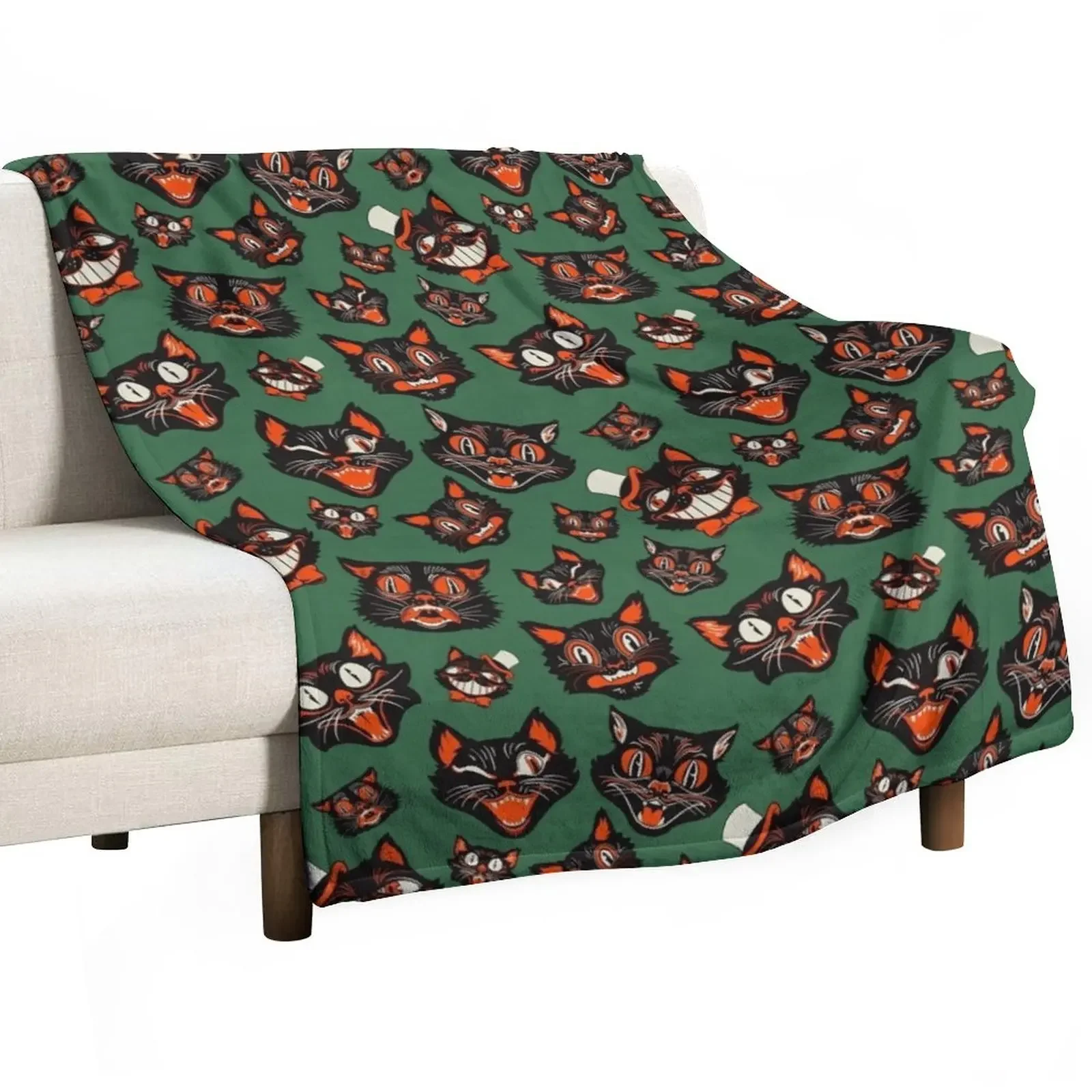 

Retro Vintage Halloween Black Cat Faces Pattern - GREEN Background Throw Blanket Decorative Sofas Beach Thins Hair Blankets