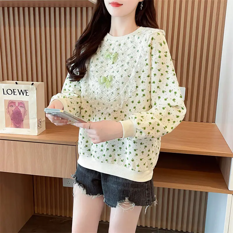 Sweatshirt Feminine Lace Slimming Versatile Age-Reducing Pullover Top 3