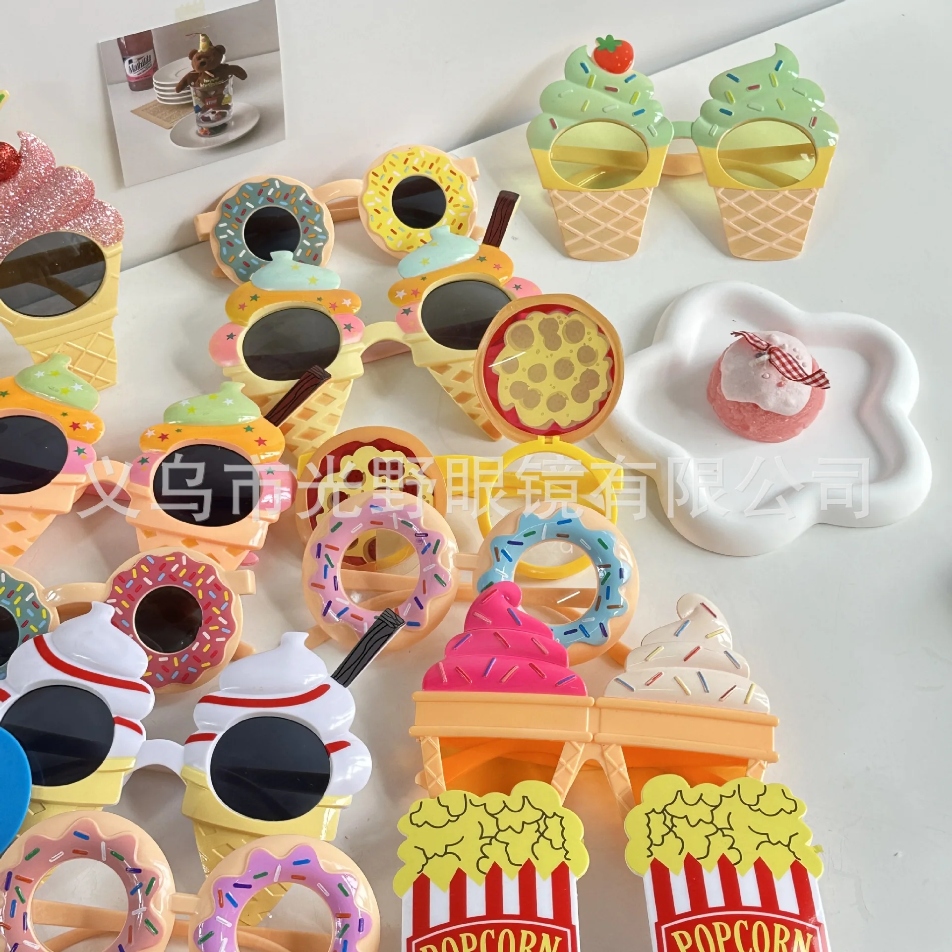 Funny Party Decorative Eyeglasses Plastic Gathering Picnic Photography Props