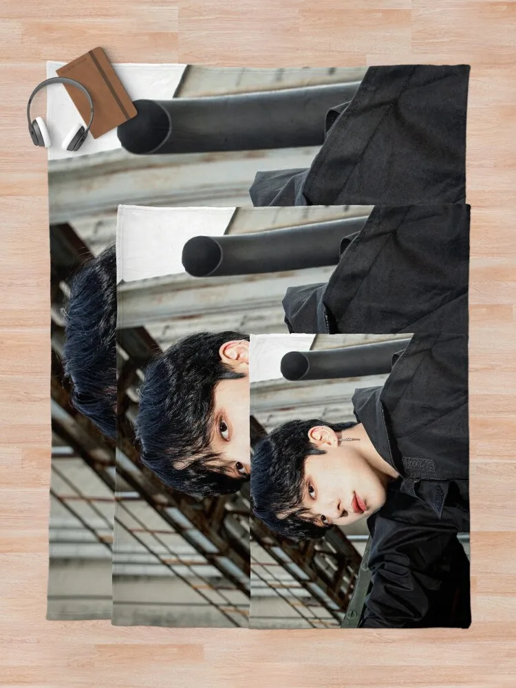 ATEEZ YUNHO THE WORLD EP.1 : MOVEMENT GUERRILLA Throw Blanket Baby Quilt Beach Blankets 5