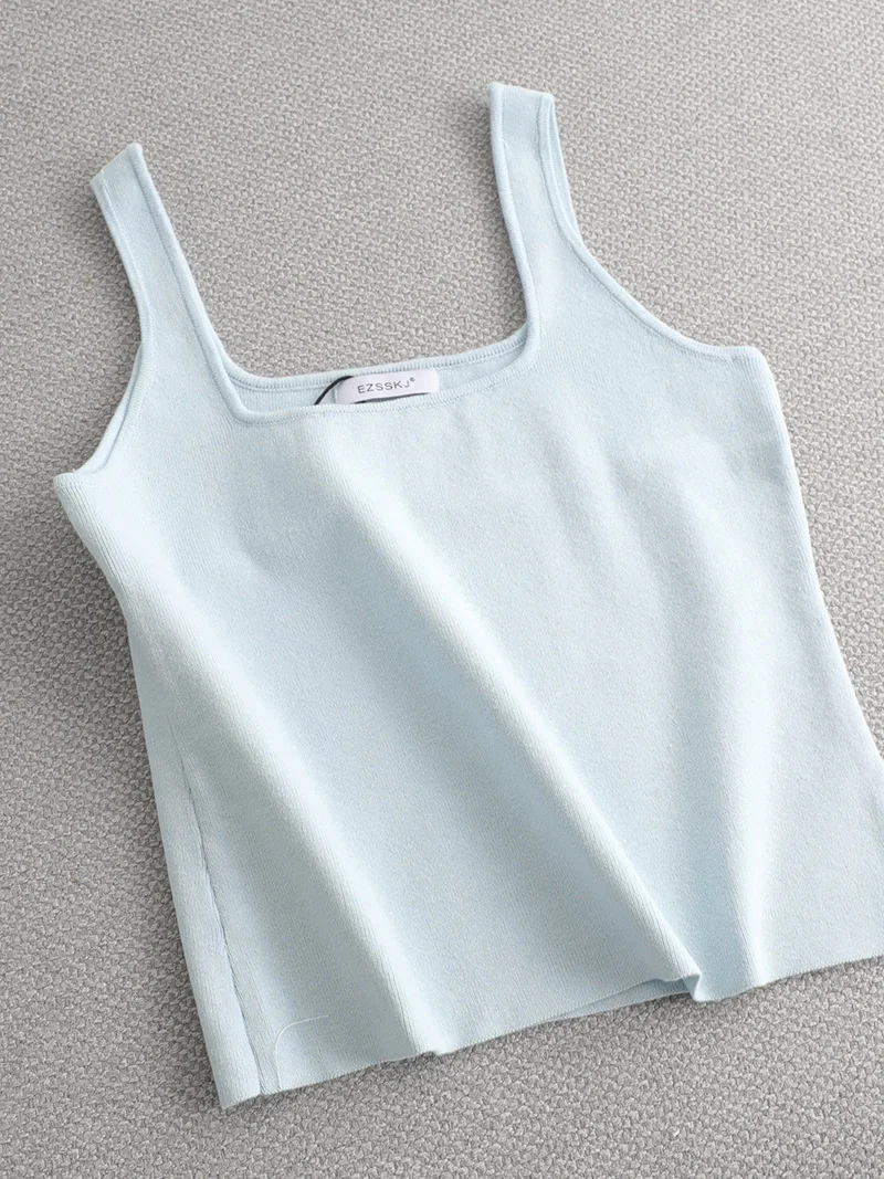 crop blue