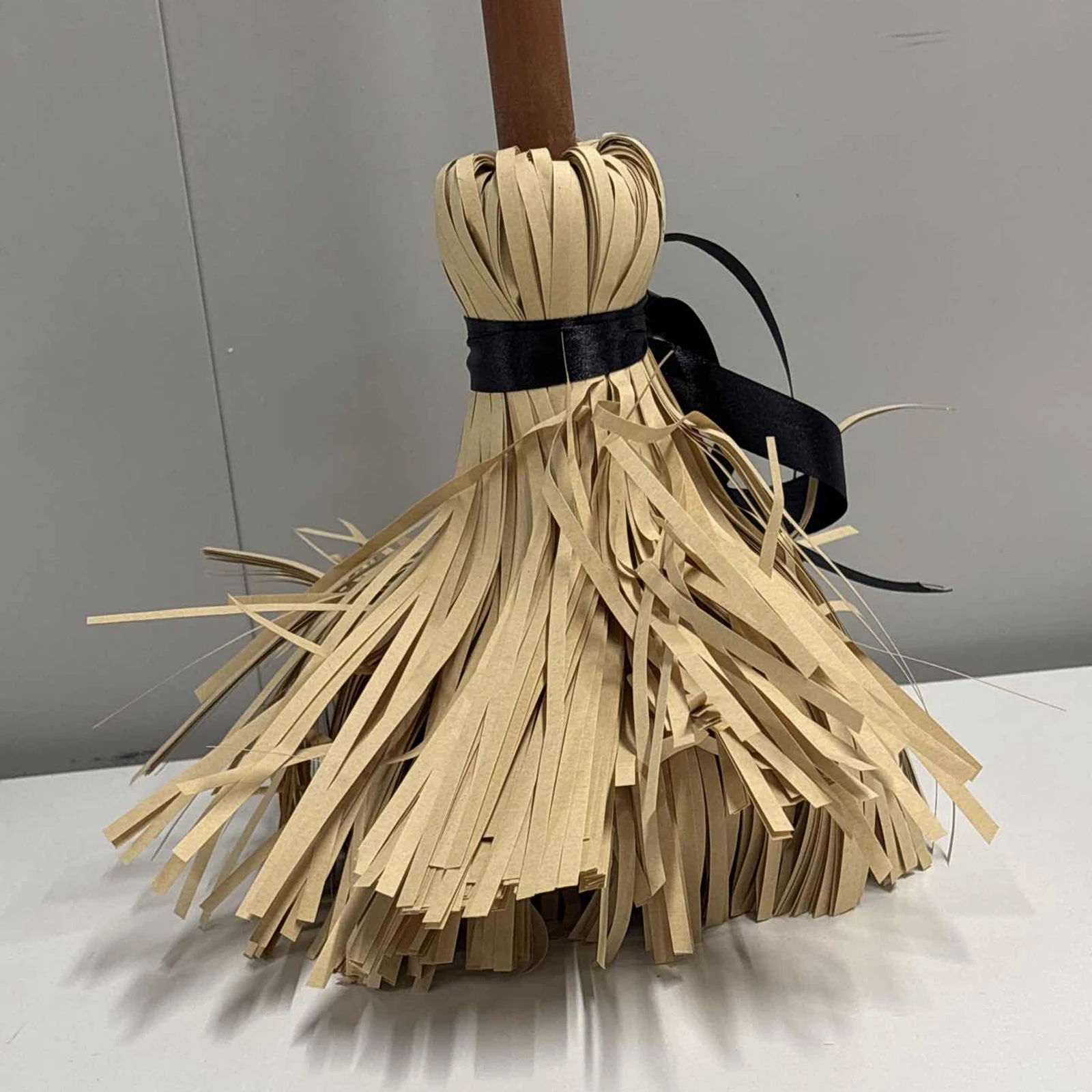 Halloween Electric Witch Broom Windproof Broom Ornaments Toys Lightweight Horror Broom Decoration Toy Scary Moving Decoration