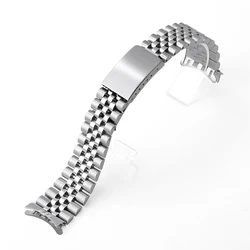 Bracciale in Acciaio Inossidabile con Estremità Curva e Chiusura Pieghevole