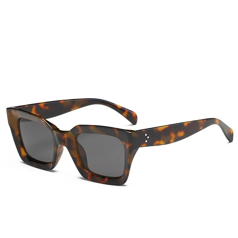02 Leopard-Gray