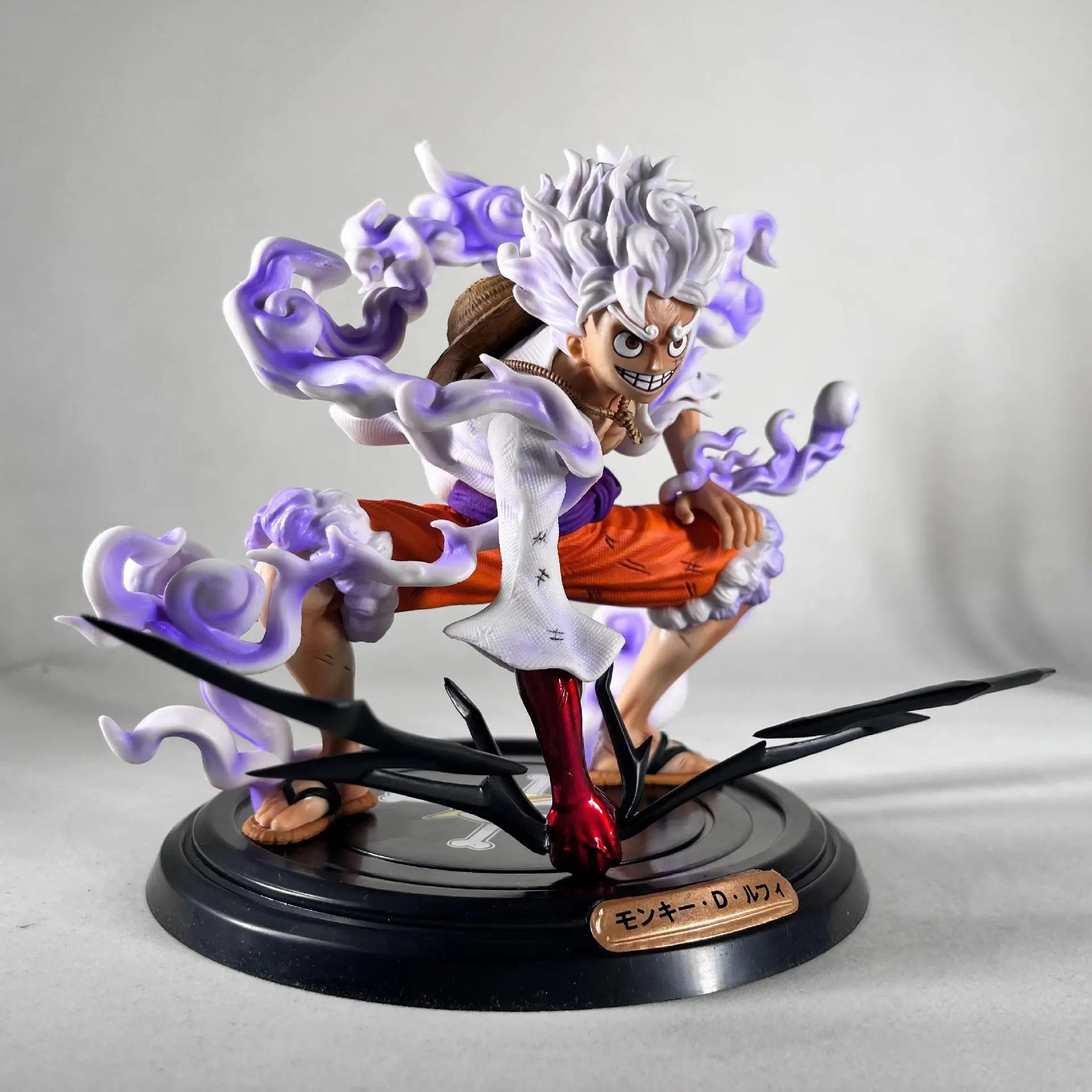 thumbnail image 1 of Figura de anime One Piece Luffy Gear 5 de 30 cm, figura de acción de PVC de Nika Joyboy, estatua, modelo coleccionable, muñeca, decoración, juguetes, regalo para niños, 1 of 5