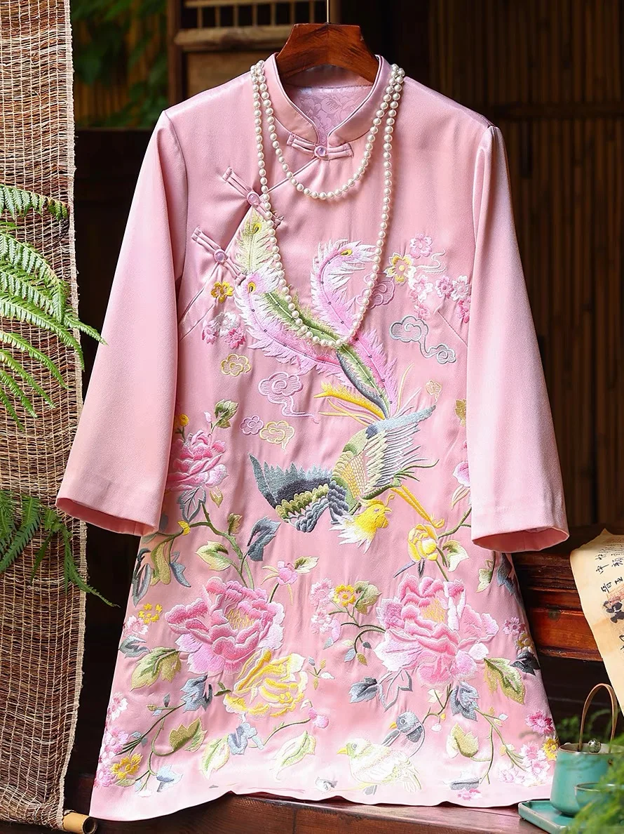 

Traditional Asian Chinese Clothing Embroidery Outfit Qipao Dresses