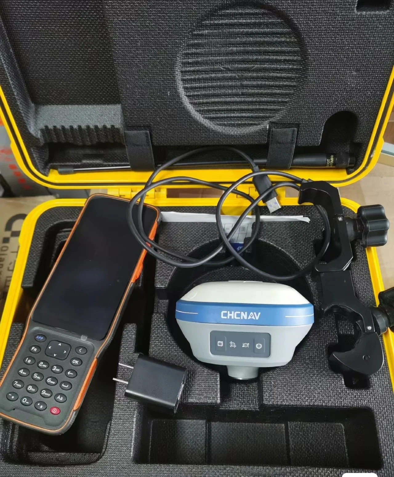

CHC I73 X6 HCE600 Surveyor Equipment Gnss Survey Gps RTK