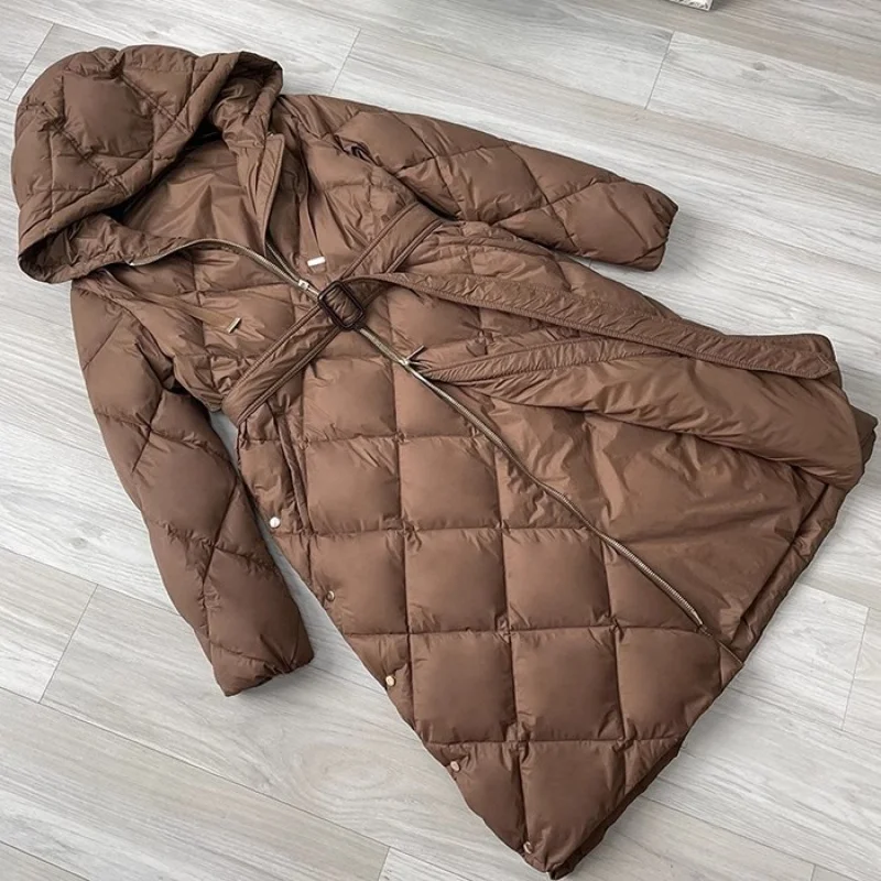 

Rhombus down Jacket Women's Mid-Length Waist Slim Fit High-End and Fashionable Hooded Winter White Duck down 2023