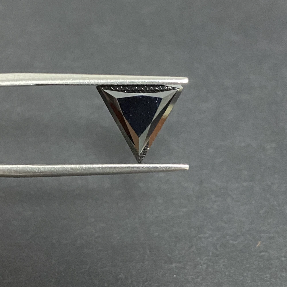Moissanite Gemstone Black Triangle Cut Primary Color Black Lab Grow Diamond for Jewelry Rings Earrings Making with GRA Report