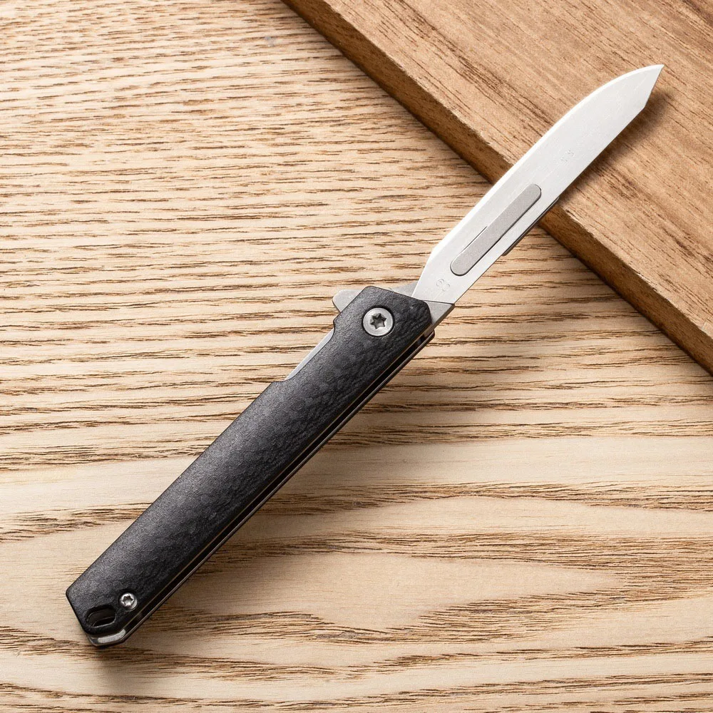 Small Folding Scalpel Knife EDC Carbon Fibre Handle Utility Knives With Clip Compact Keychain Boxcutter With Replaceable Blades 2