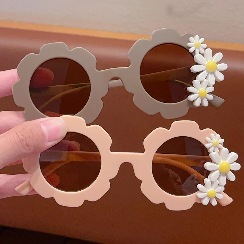 New Girls Boys Fashion Daisy Flowers Sunglasses UV400 Children Colorful Vintage Protection Sunglasses Kids Sun Glasses kids sunglasses children sunglasses