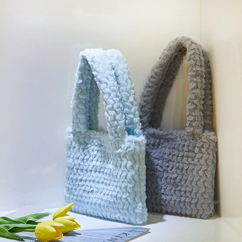 Fashion Ins Hairy Bags Online Celebrities Korean Plush Makeup Handbags All Kinds of Girls' Autumn and Winter Handbags