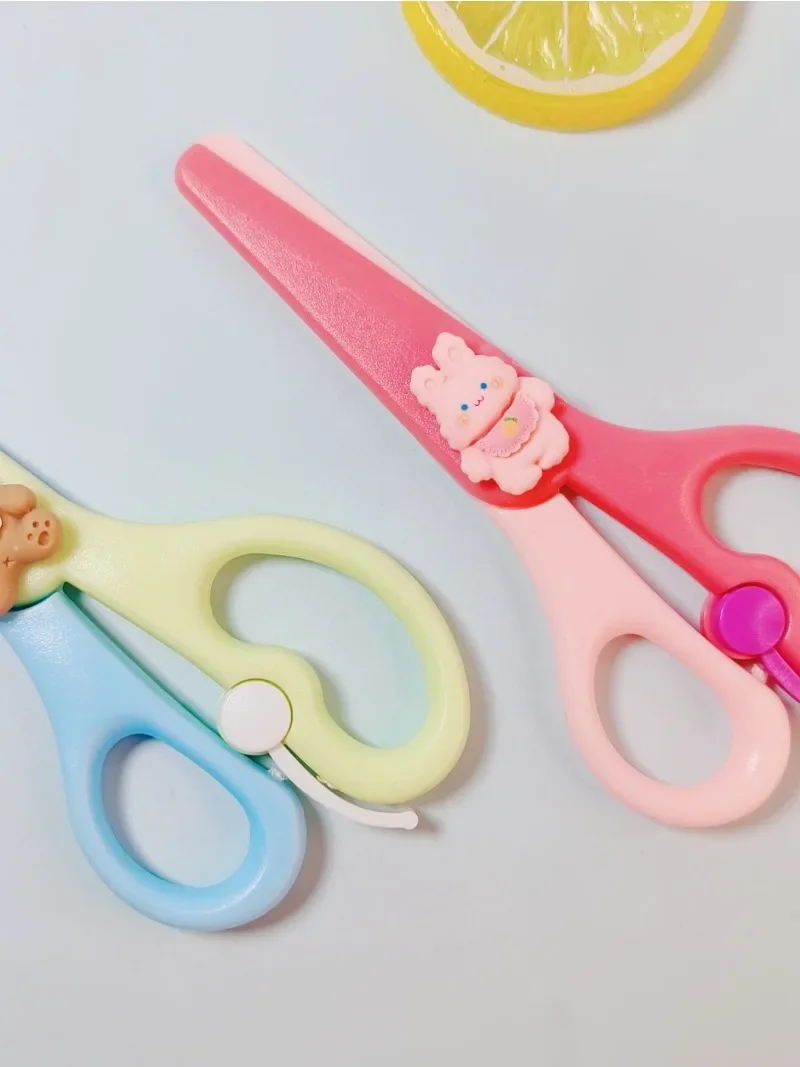 Cartoon Animal Safety Round Head Plastic Mini Scissors Kids Paper Cutting Tool Student Creative Stationery School Office Supply