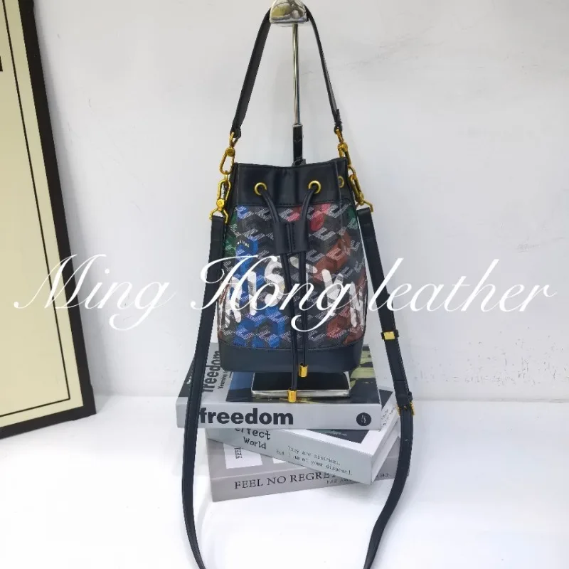 Borsa fasciatoio di lusso firmata, borsa a mano minimalista di alta gamma, borsa retrò originale alla moda per donna, la migliore classica per spettacoli di star - immagine 5