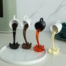 Resin Statues Floating Coffee Cup Art Sculpture Home Kitchen Decoration Crafts Spilling Magic Pouring Liquid Splash Coffee Mug