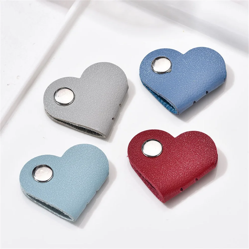 휴대용 데스크탑 PU 가죽 다기능 하트 모양 케이블 정리함 데이터 케이블 보관 클립 허브 유선 헤드셋 와인딩 클립