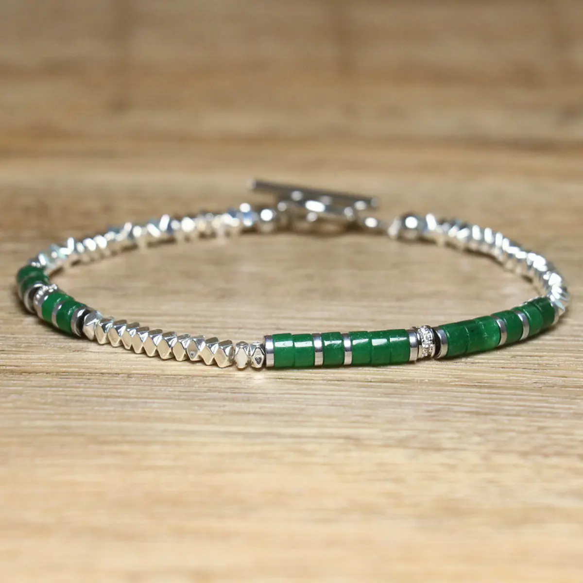 Détail perles hématite acier inoxydable bracelet bohème