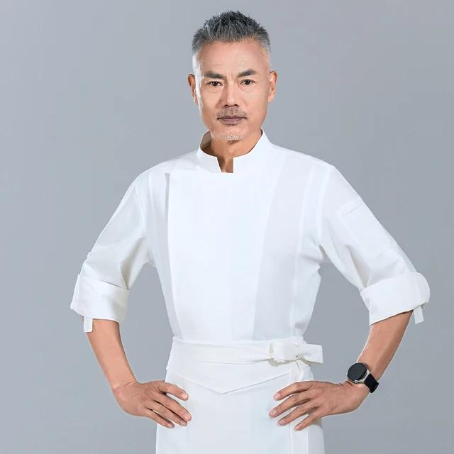 레스토랑 마스터 셰프 유니폼: 기능적이고 세련된 주방 필수품