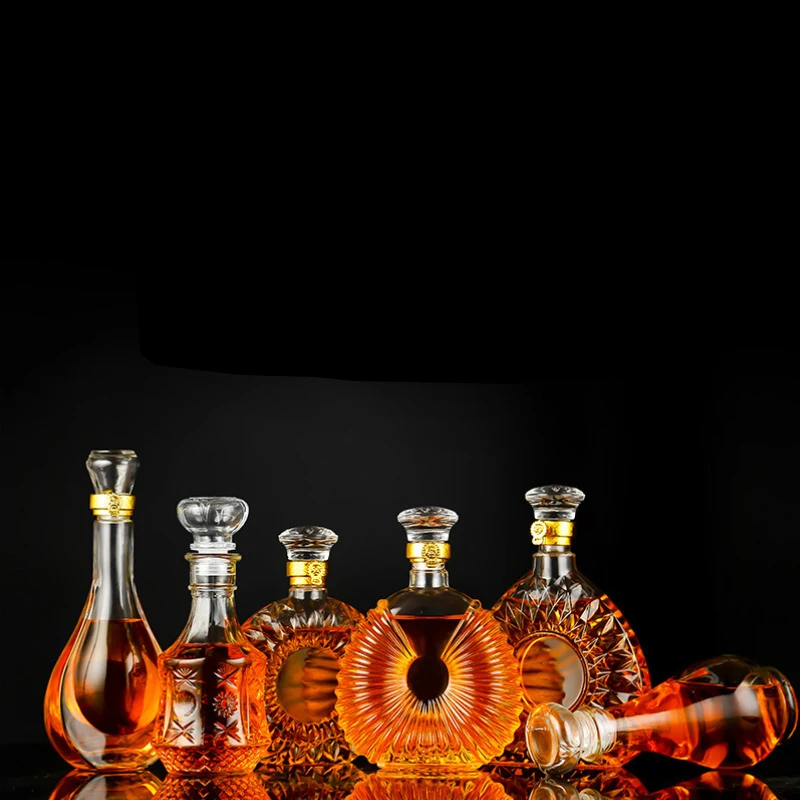 Description Picture 4 of itemLead-free glass whiskey decanter for Liquor Scotch Bourbon Unique Liquor Bar and Party Decorations Alcohol Bottle