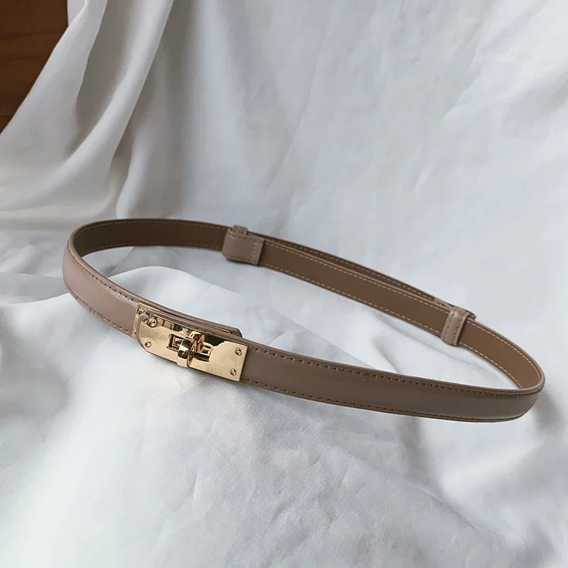 

2024High Quality Genuine Leather Women beltNew Fashion Brand 1.8cm Width Belts Golden Lock Buckle Dress Jeans Sweater women Belt