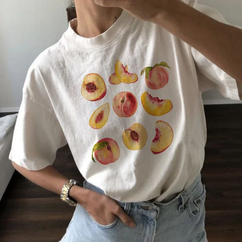 Vintage Peaches Graphic Print Women's Tee - Cute Cottagecore Aesthetic Retro Grunge Top