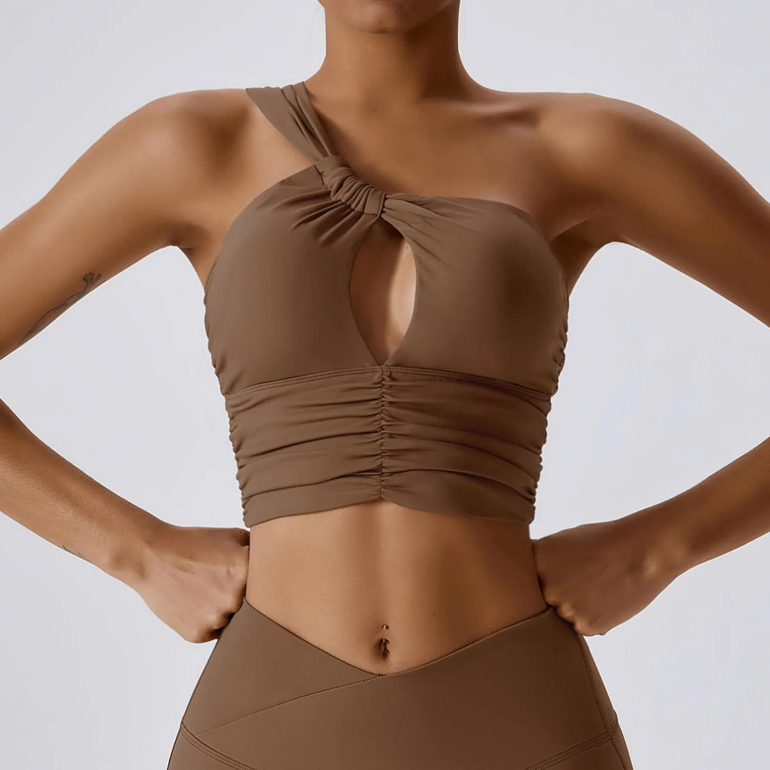 Oblique One-Shoulder Compression Yoga Bra main image 0