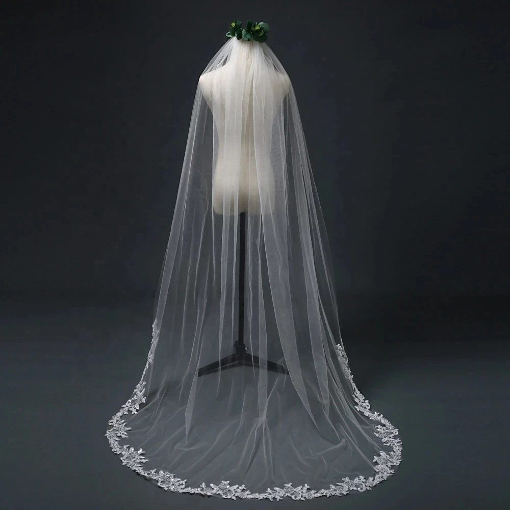 

Cathedral Wedding Veils Long Sequins Lace Edge Bridal Veil with Comb Wedding Accessories Bride Mantilla Vail