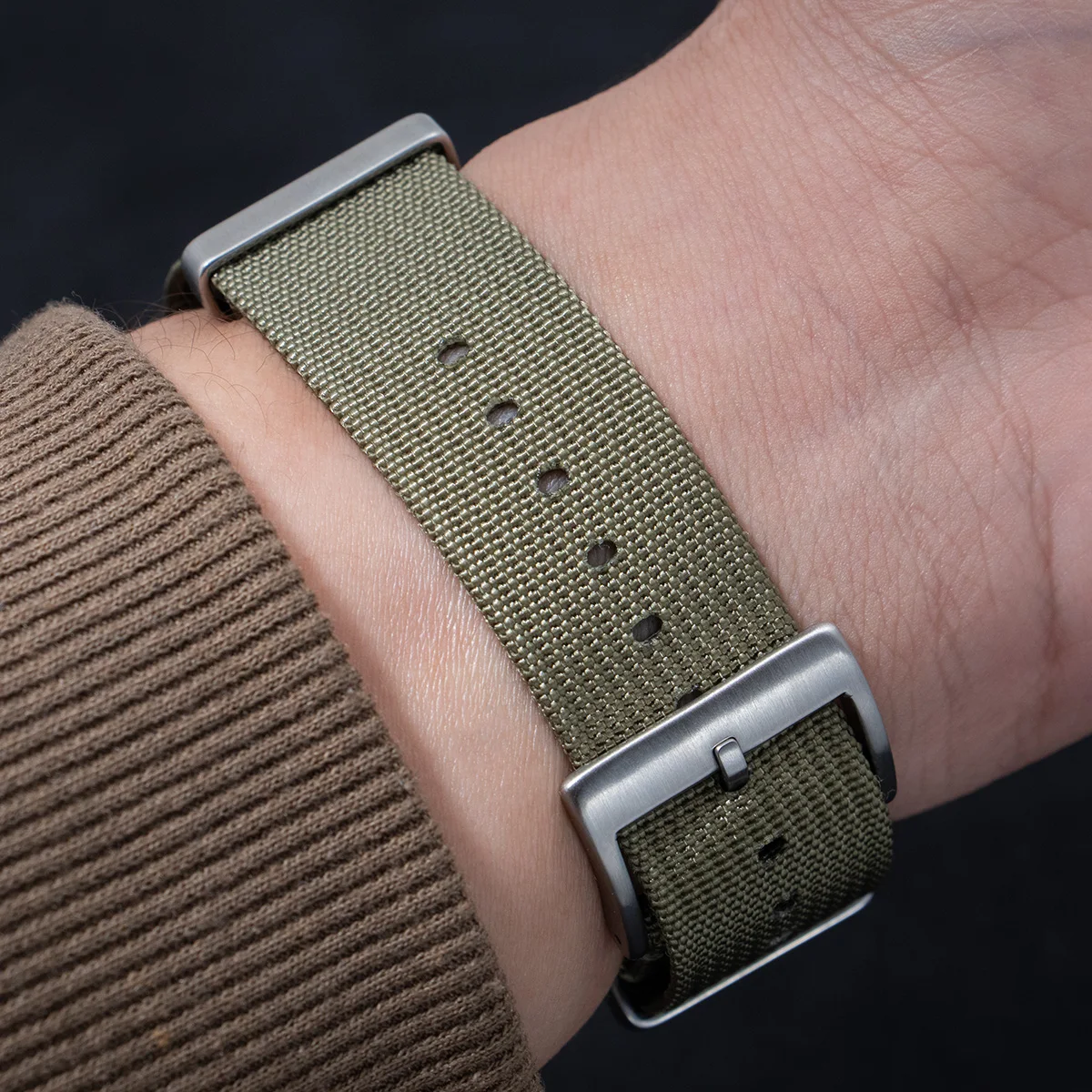 Ribbed Nylon Watch Strap - Durable Watchband Accessory