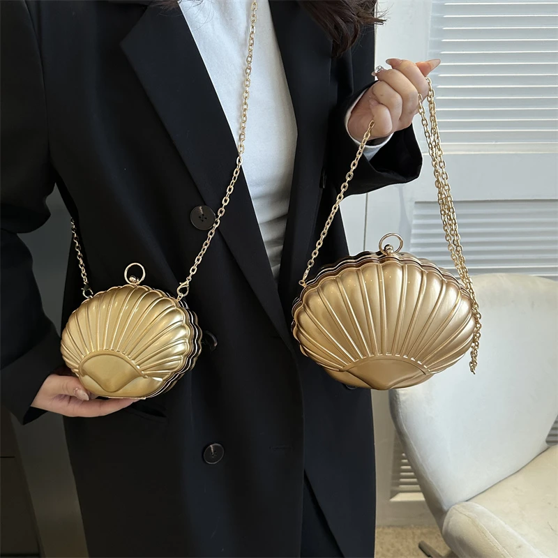 Buy Coconut Shell Purse | Purse up-cycled from coconut shells – Atrangi  Gifting