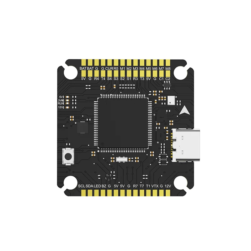Contrôleur de vol AXISFLYING H743 PRO installé dans un drone FPV, gyroscope ICM-42688 pour une stabilisation précise.