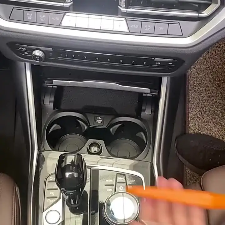 Caricatore Wireless Auto Compatibile con BMW 3 Series G20 2020 2021 Supporta l'auto Originale con NFC Pannello Accessori Console Centrale 15W Rapida Ricarica Telefono Pad per iPhone Galaxy