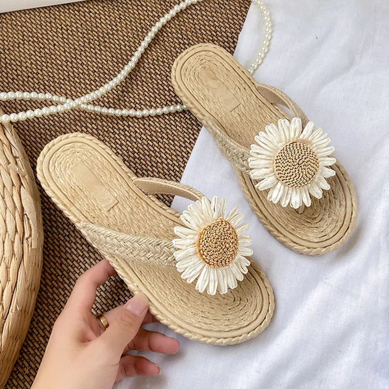  Mzluyin Sunflower Slippers Beach Flip-Flops Shoes Women Sandals  Home Breathable Weave Slipper Flat Beach Women's Slipper Womens Cute Slippers  Size 11 : Everything Else