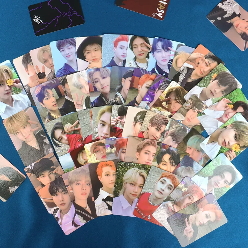 

8pcs KPOP Straykids NOEASY Album Selfie Photocards Stray Kids Double-Sided LOMO Cards HyunJin Felix SeungMin Fans Collections