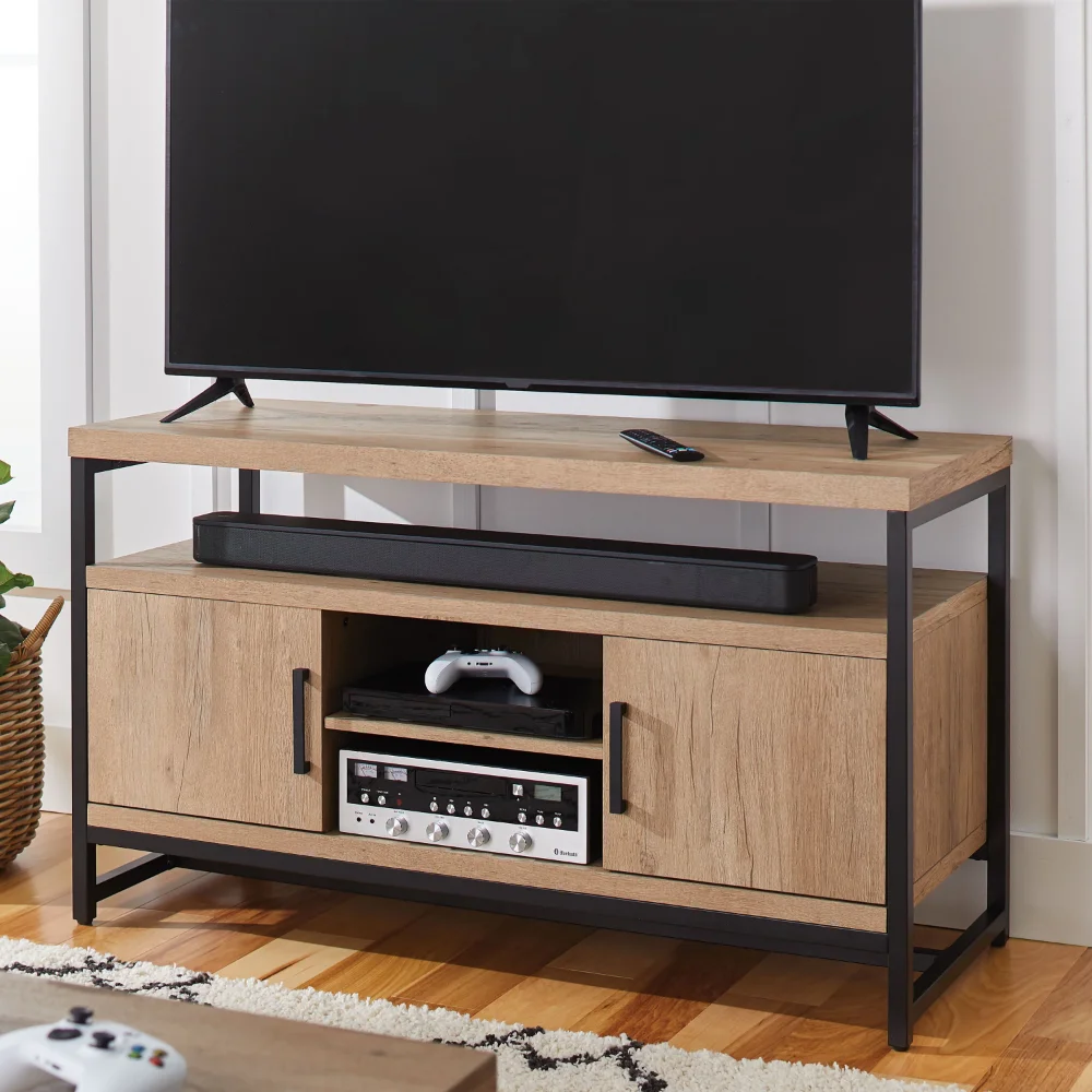 

Промышленная деревянная прямоугольная медиа-консоль LISM Jace для телевизоров с диагональю до 55 дюймов, натуральный дуб