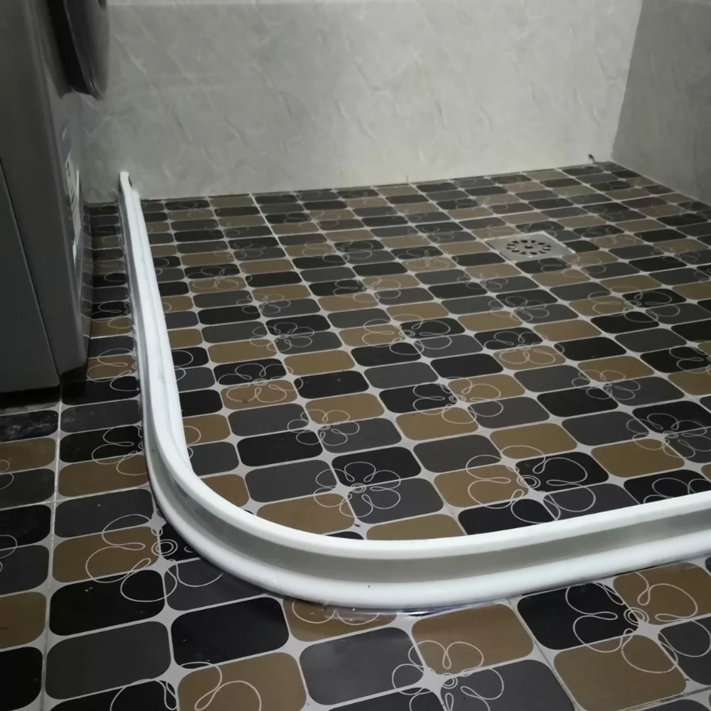 Рисунок 2 - Силиконовый барьер для душа