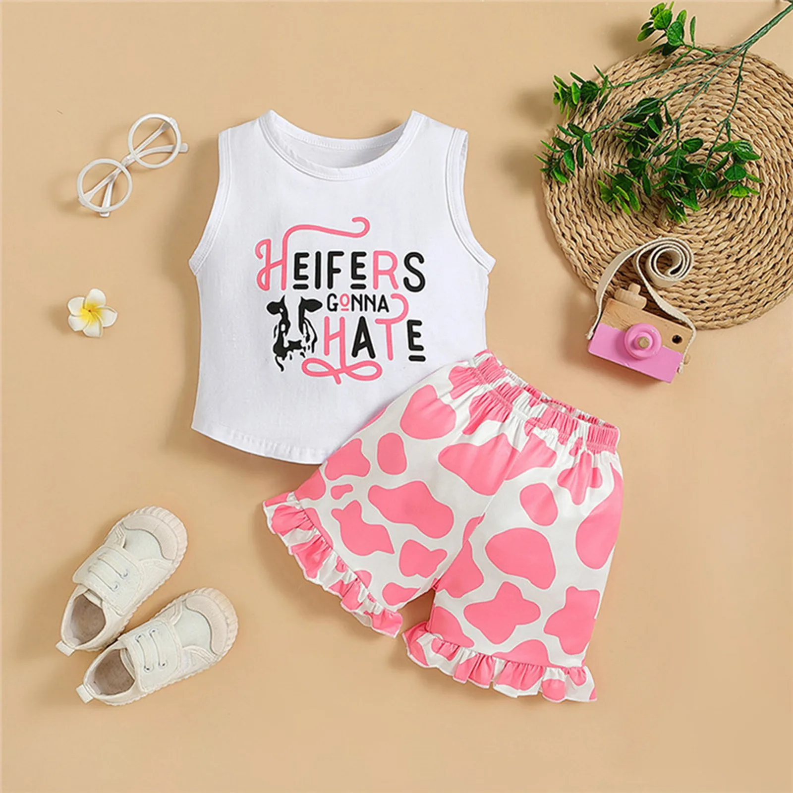 

Infant Girls Sleeveless Clothes Sets Letter Cow Prints Vest Tops And Shorts 2PCS Summer Outfits New Born Baby Clothes 0-3 Years