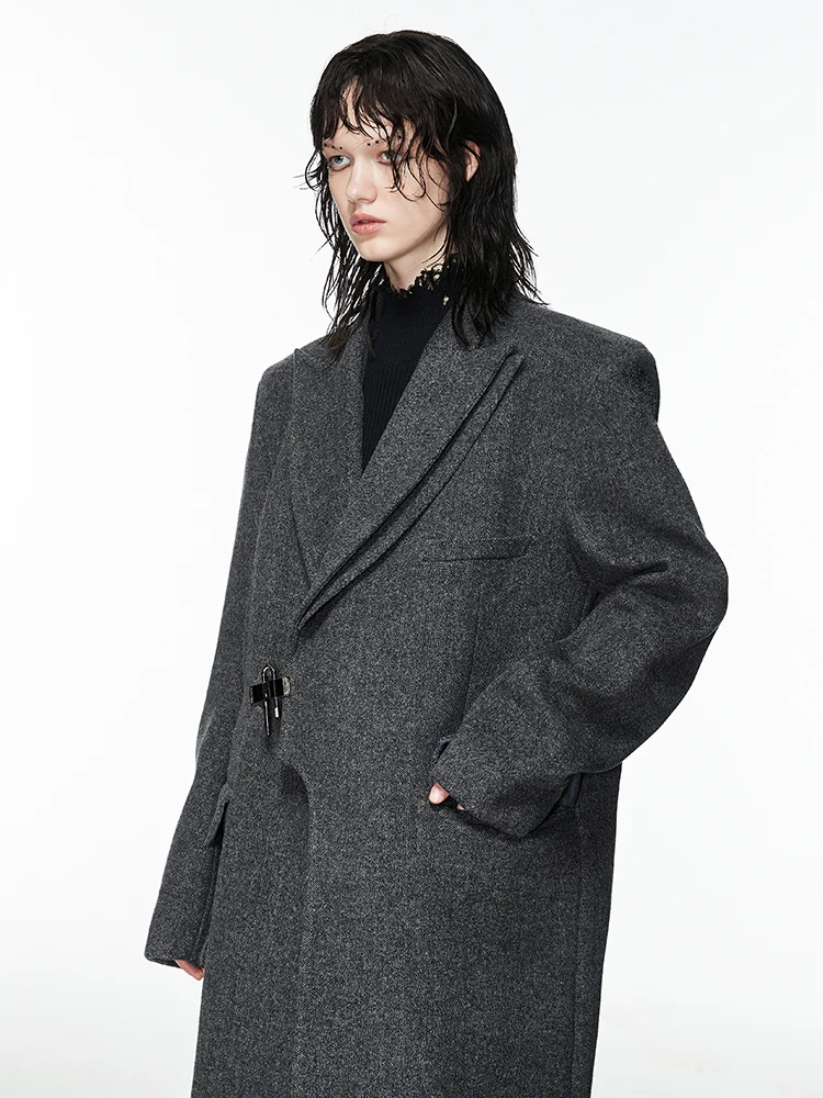 Рисунок 3 - Женский костюм с узором в елочку