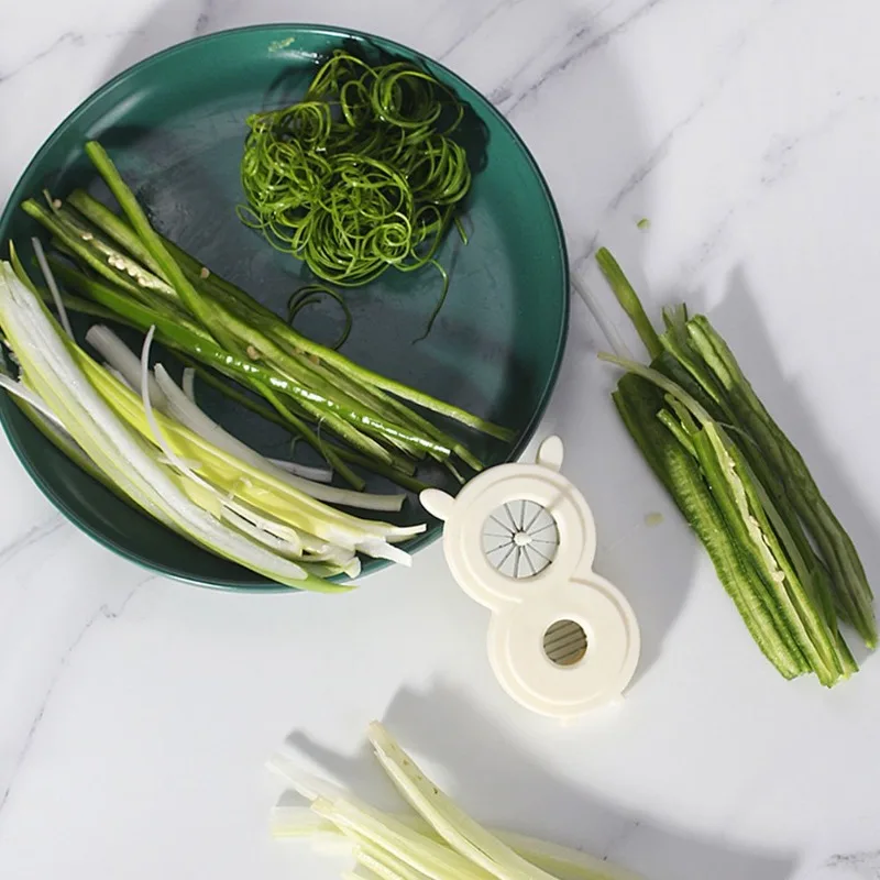 Vegetable Cutter Chopper Onion Slicer Garlic Press Kitchen Tool Easy Food Preparation Device with Stainless Steel Blades