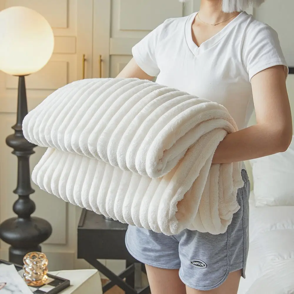 Double Sided Warm Blanket - presentation