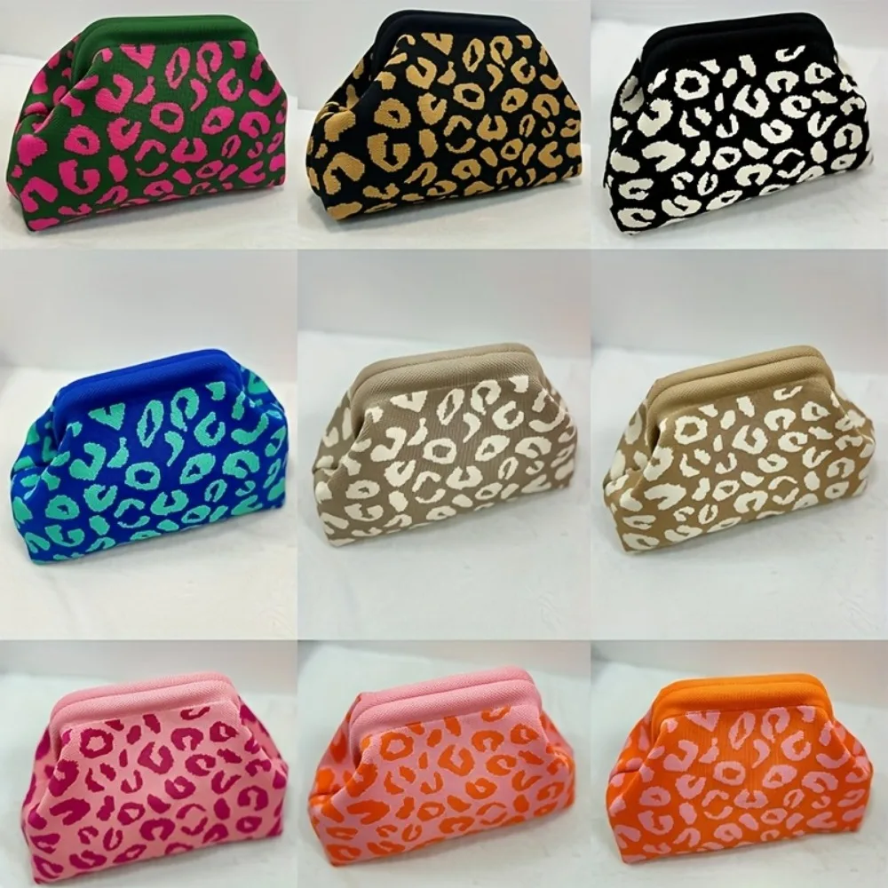 From China Women's knitted large capacity travel cosmetic bags, travel accessories, travel cosmetics and skin care products stor